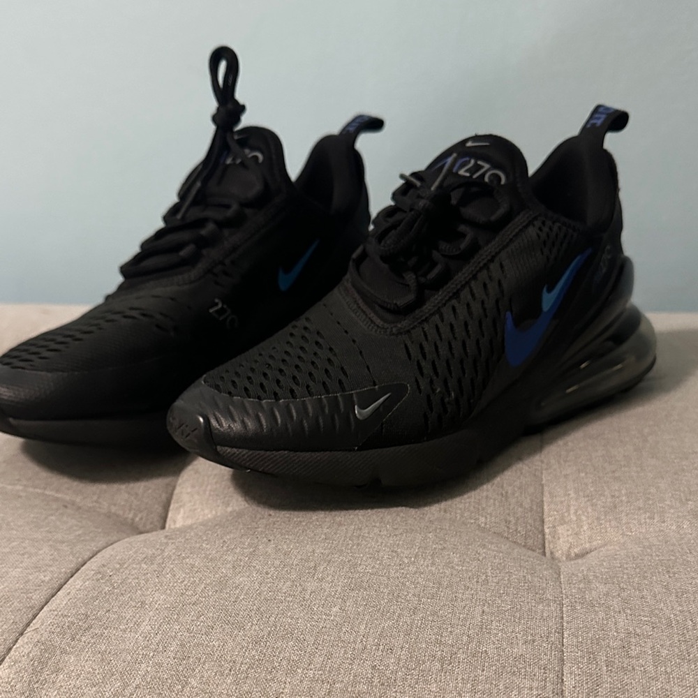 Nike AirMax 270 GS Black and Blue Athletic Shoes